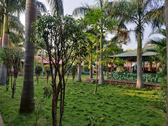 Tadoba Tiger Valley Resort Tadoba Mohurli Eksteriør bilde